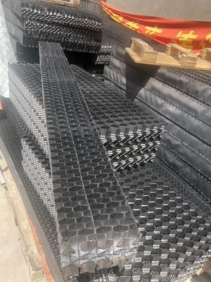 Siyah Petek Hücresel PVC Drift Eliminator Soğutma Kulesi Bileşenleri