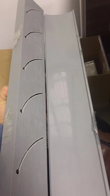 Soğutma Kulesi Merkezi Izgarasında PVC Hava Panjurları Dış Duvar Yağmur Geçirmez