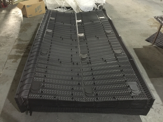 Asılı 1350mm Soğutma Kulesi Dolgusu Çapraz Akış Ortamı 0.38-0.6mm